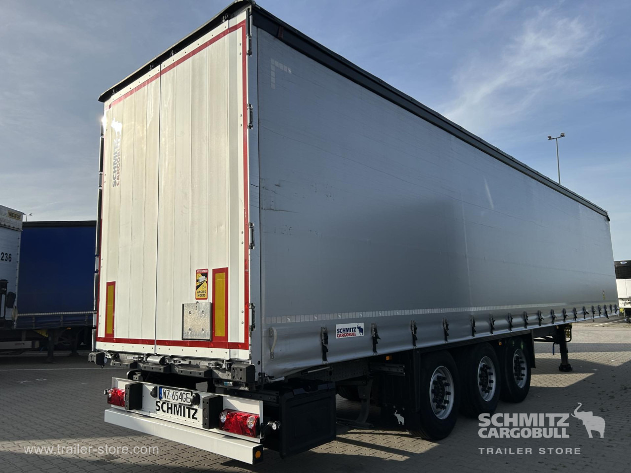 SCHMITZ Curtainsider Standard - Semi-remorque rideaux coulissants: photos 2 SCHMITZ Curtainsider Standard - Semi-remorque rideaux coulissants: photos 2