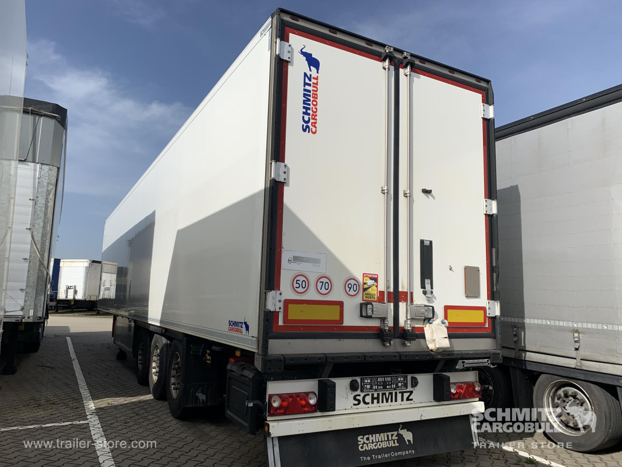 SCHMITZ Reefer flowertransport Double deck - Semi-remorque isothermique: photos 2 SCHMITZ Reefer flowertransport Double deck - Semi-remorque isothermique: photos 2