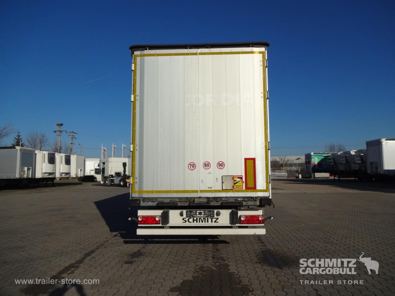 SCHMITZ Curtainsider Standard - Semi-remorque rideaux coulissants: photos 5 SCHMITZ Curtainsider Standard - Semi-remorque rideaux coulissants: photos 5