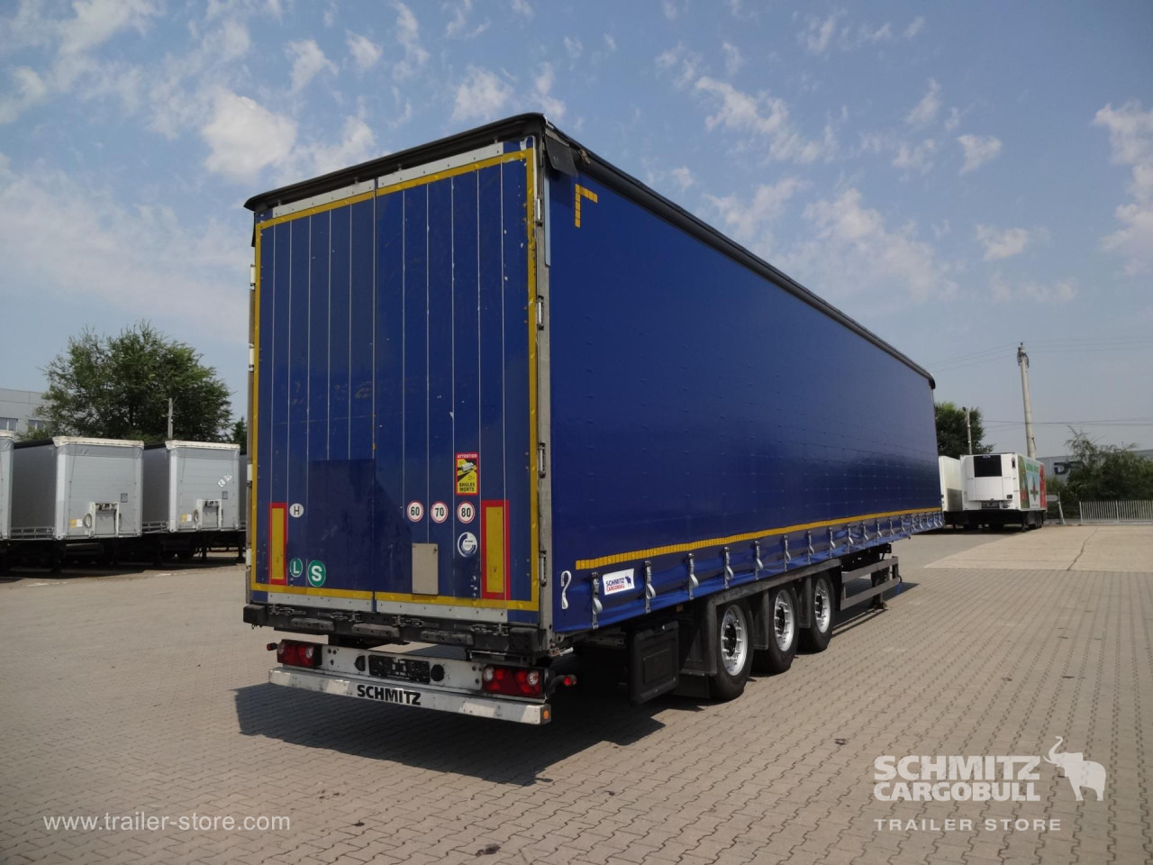 SCHMITZ Curtainsider Varios - Semi-remorque rideaux coulissants: photos 1 SCHMITZ Curtainsider Varios - Semi-remorque rideaux coulissants: photos 1