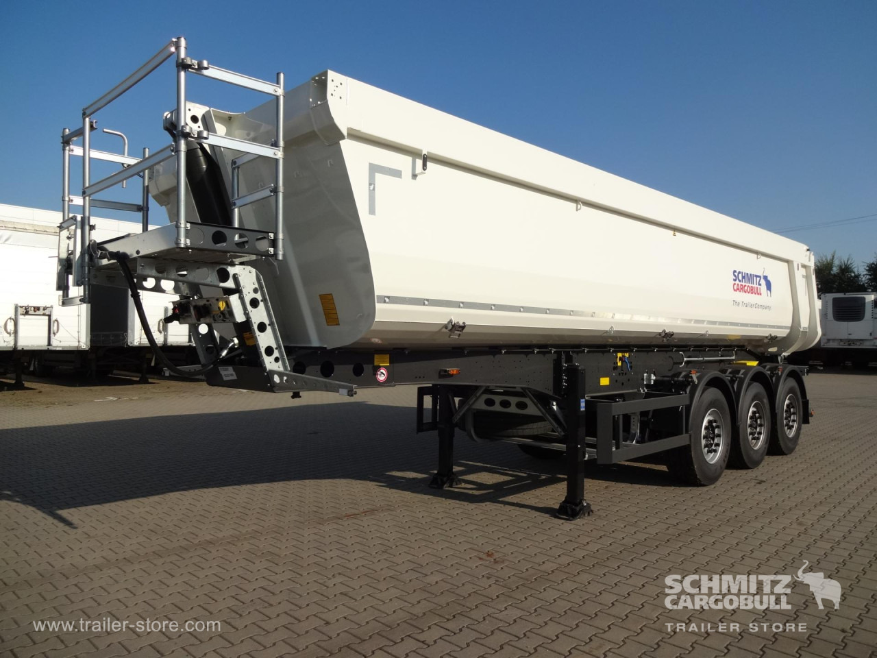 SCHMITZ Tipper Steel half pipe body 27m³ - Semi-remorque benne: photos 4 SCHMITZ Tipper Steel half pipe body 27m³ - Semi-remorque benne: photos 4