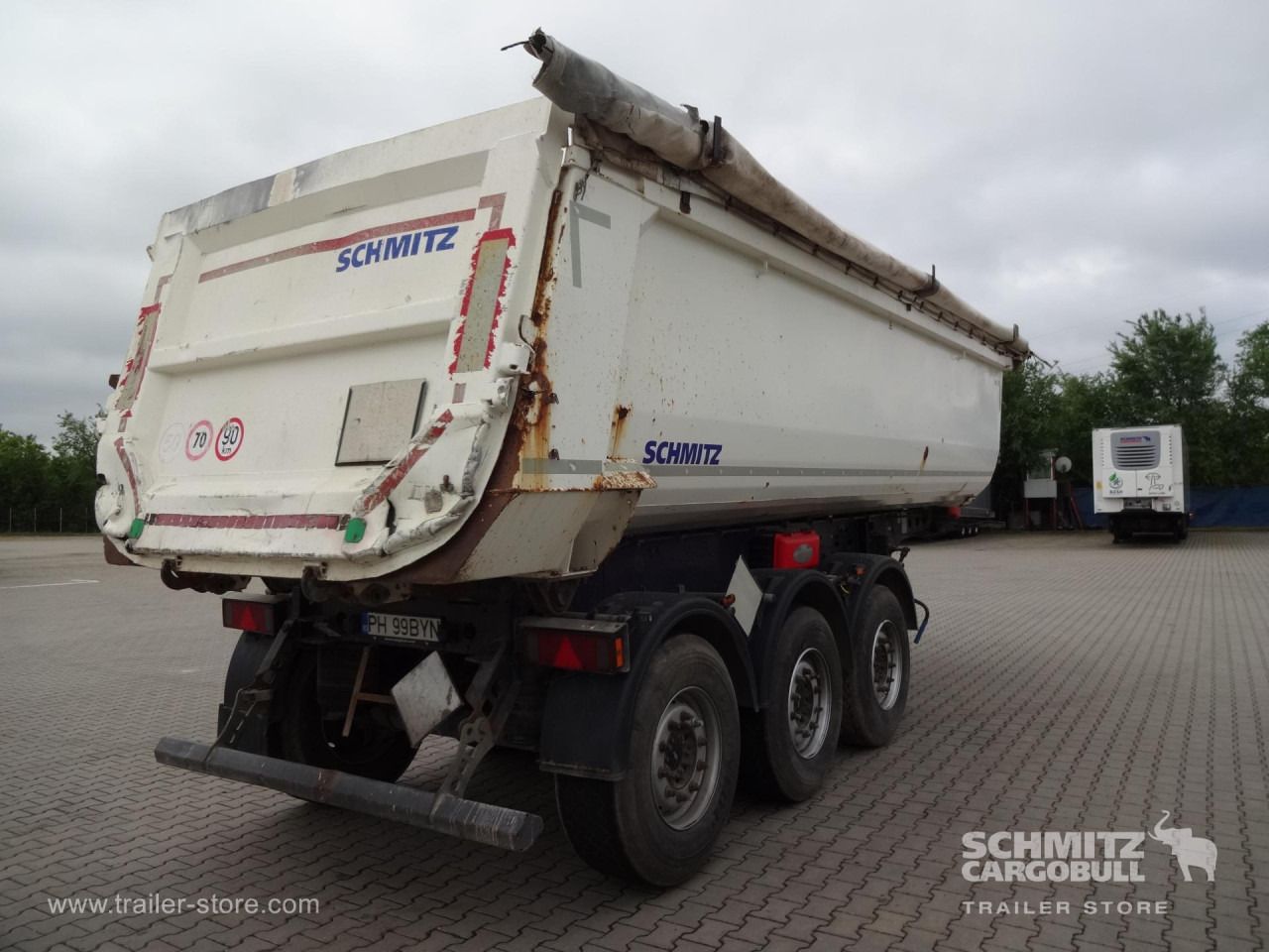 SCHMITZ Tipper Steel half pipe body 28m³ - Semi-remorque benne: photos 3 SCHMITZ Tipper Steel half pipe body 28m³ - Semi-remorque benne: photos 3