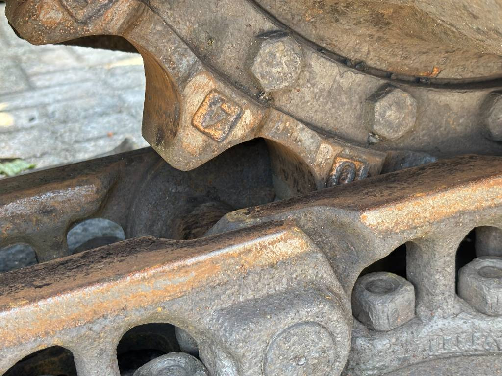 Pelle sur chenille Komatsu PC 228 Uslc-3E0: photos 14