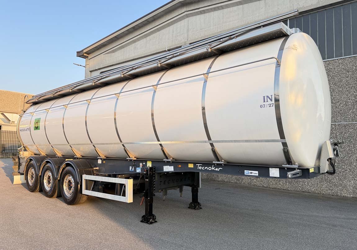 BATA GRAPAR/TECNOKAR 12.500-9.000-13.500LT - Semi-remorque citerne: photos 5 BATA GRAPAR/TECNOKAR 12.500-9.000-13.500LT - Semi-remorque citerne: photos 5