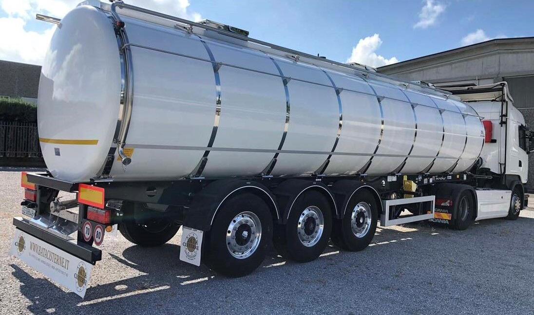 Bata CISTERNA LIGHT NUOVA - Semi-remorque citerne: photos 3 Bata CISTERNA LIGHT NUOVA - Semi-remorque citerne: photos 3