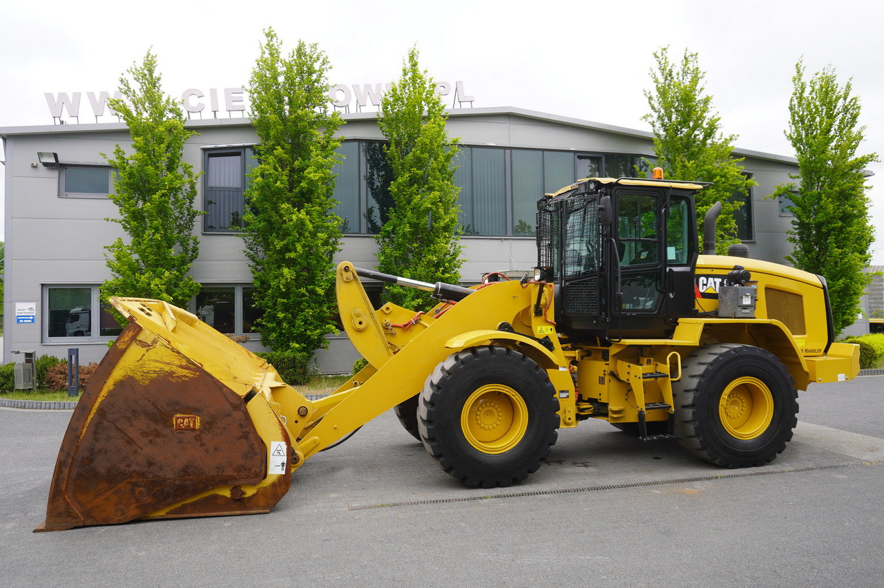CATERPILLAR 930M Wheel Loader / 2020 / 8000 MTH / Joystick / Long reach - Chargeuse sur pneus: photos 3 CATERPILLAR 930M Wheel Loader / 2020 / 8000 MTH / Joystick / Long reach - Chargeuse sur pneus: photos 3
