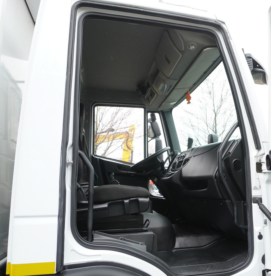 Camion frigorifique IVECO Eurocargo 190-280L E6 / 19t / 19 euro pallets / Bitemperature: photos 10 Camion frigorifique IVECO Eurocargo 190-280L E6 / 19t / 19 euro pallets / Bitemperature: photos 10
