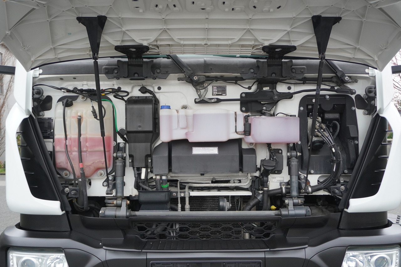 Camion frigorifique IVECO Eurocargo 190-280L E6 / 19t / 19 euro pallets / Bitemperature: photos 23 Camion frigorifique IVECO Eurocargo 190-280L E6 / 19t / 19 euro pallets / Bitemperature: photos 23