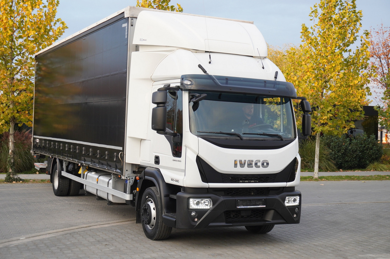 IVECO Eurocargo ML 160E28 E6 Glob / 21 europallets / 2 identical units - Camion à rideaux coulissants: photos 1 IVECO Eurocargo ML 160E28 E6 Glob / 21 europallets / 2 identical units - Camion à rideaux coulissants: photos 1