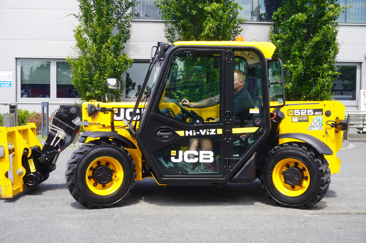 Chariot télescopique JCB 525-60T5 / 2022 / 860 MTH! / 2.5 T / Reach 6 m / joystick: photos 10