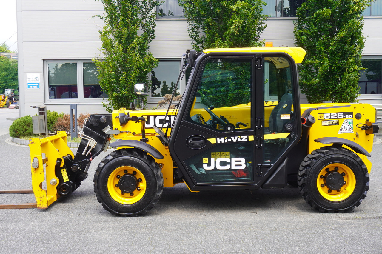 JCB 525-60T5 / 2022 / 860 MTH! / 2.5 T / Reach 6 m / joystick - Chargeuse sur pneus télescopique: photos 3 JCB 525-60T5 / 2022 / 860 MTH! / 2.5 T / Reach 6 m / joystick - Chargeuse sur pneus télescopique: photos 3