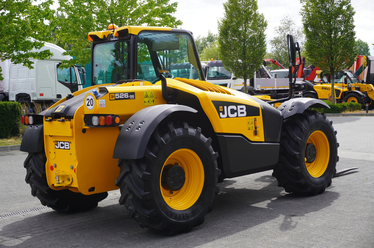 JCB 526-56 AGRI Plus / 5.6 m telescopic loader / joystick - Chargeuse sur pneus télescopique: photos 5 JCB 526-56 AGRI Plus / 5.6 m telescopic loader / joystick - Chargeuse sur pneus télescopique: photos 5