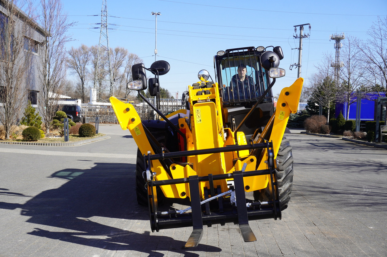 Chargeuse sur pneus JCB 540-200 Telescopic Loader / 20m / joystick: photos 10