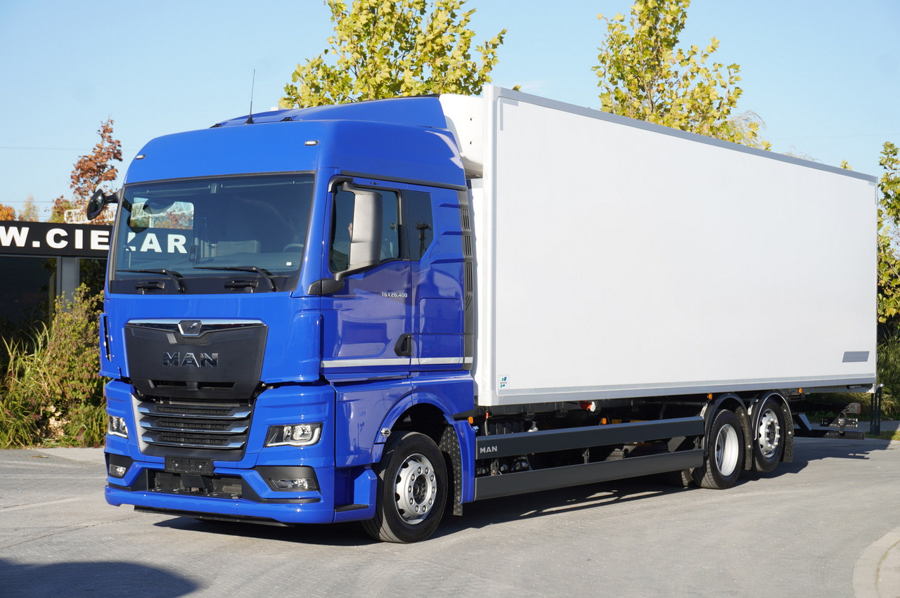 MAN New Refrigerator MAN TGX 26.400 / IGLOOCAR 23 pallets / Carrier Supra 1150 - Camion isothermique: photos 1 MAN New Refrigerator MAN TGX 26.400 / IGLOOCAR 23 pallets / Carrier Supra 1150 - Camion isothermique: photos 1