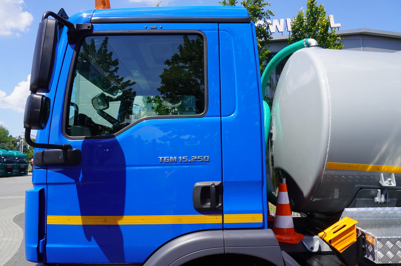 Camion citerne MAN TGM 15.250 / NEW septic tank (07/2025) superstructure 8000 l / 160 tho. km!: photos 18 Camion citerne MAN TGM 15.250 / NEW septic tank (07/2025) superstructure 8000 l / 160 tho. km!: photos 18