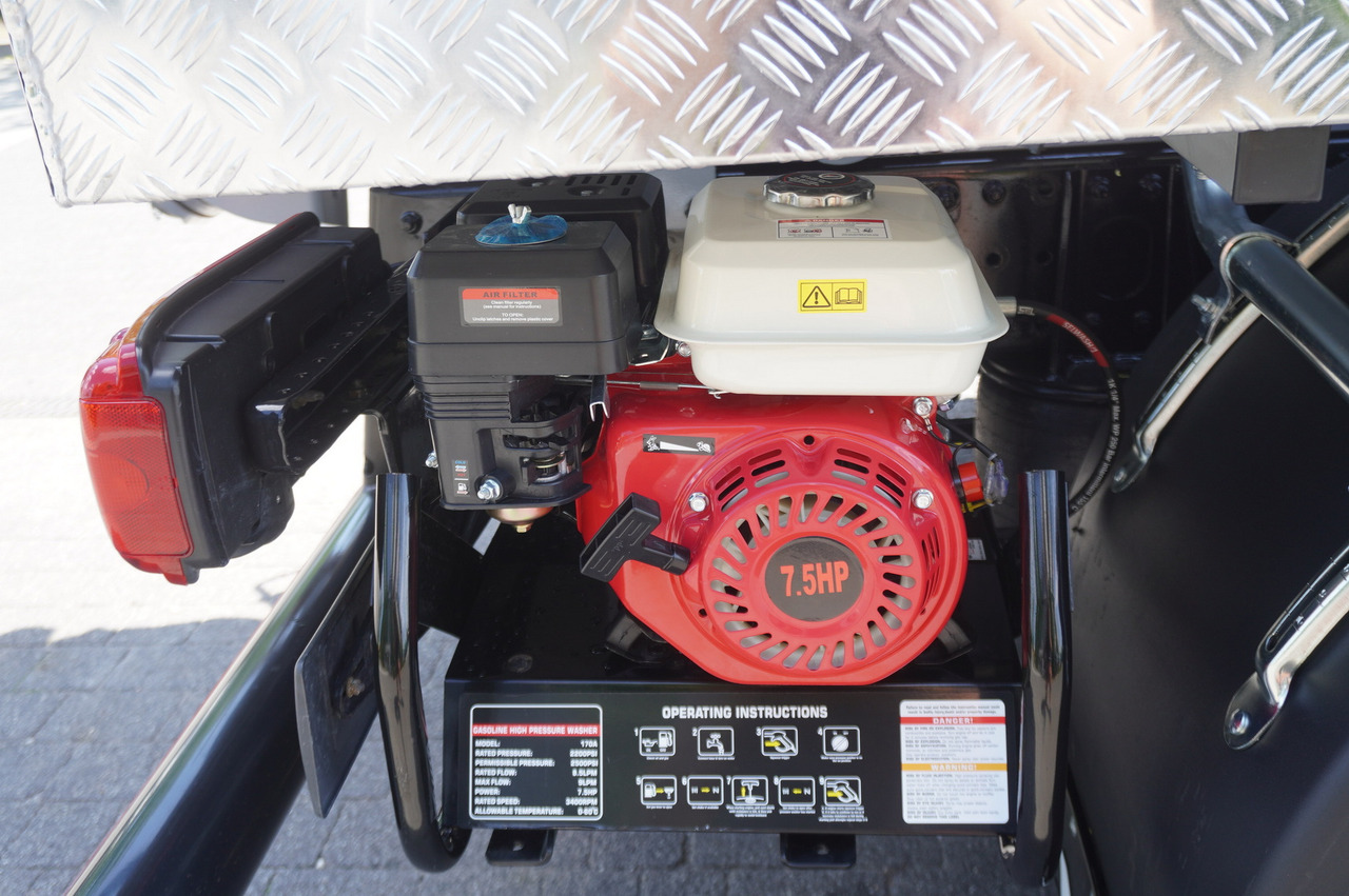 Camion citerne MAN TGM 15.250 / NEW septic tank (07/2025) superstructure 8000 l / 160 tho. km!: photos 13 Camion citerne MAN TGM 15.250 / NEW septic tank (07/2025) superstructure 8000 l / 160 tho. km!: photos 13