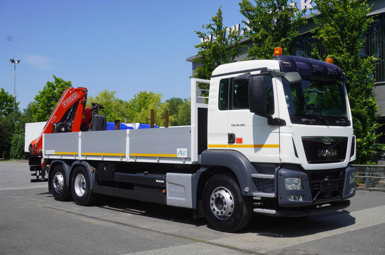 MAN TGS 26.360 Flatbed / Fassi F175 7.7 T / steered 3rd axle - Camion grue: photos 2 MAN TGS 26.360 Flatbed / Fassi F175 7.7 T / steered 3rd axle - Camion grue: photos 2