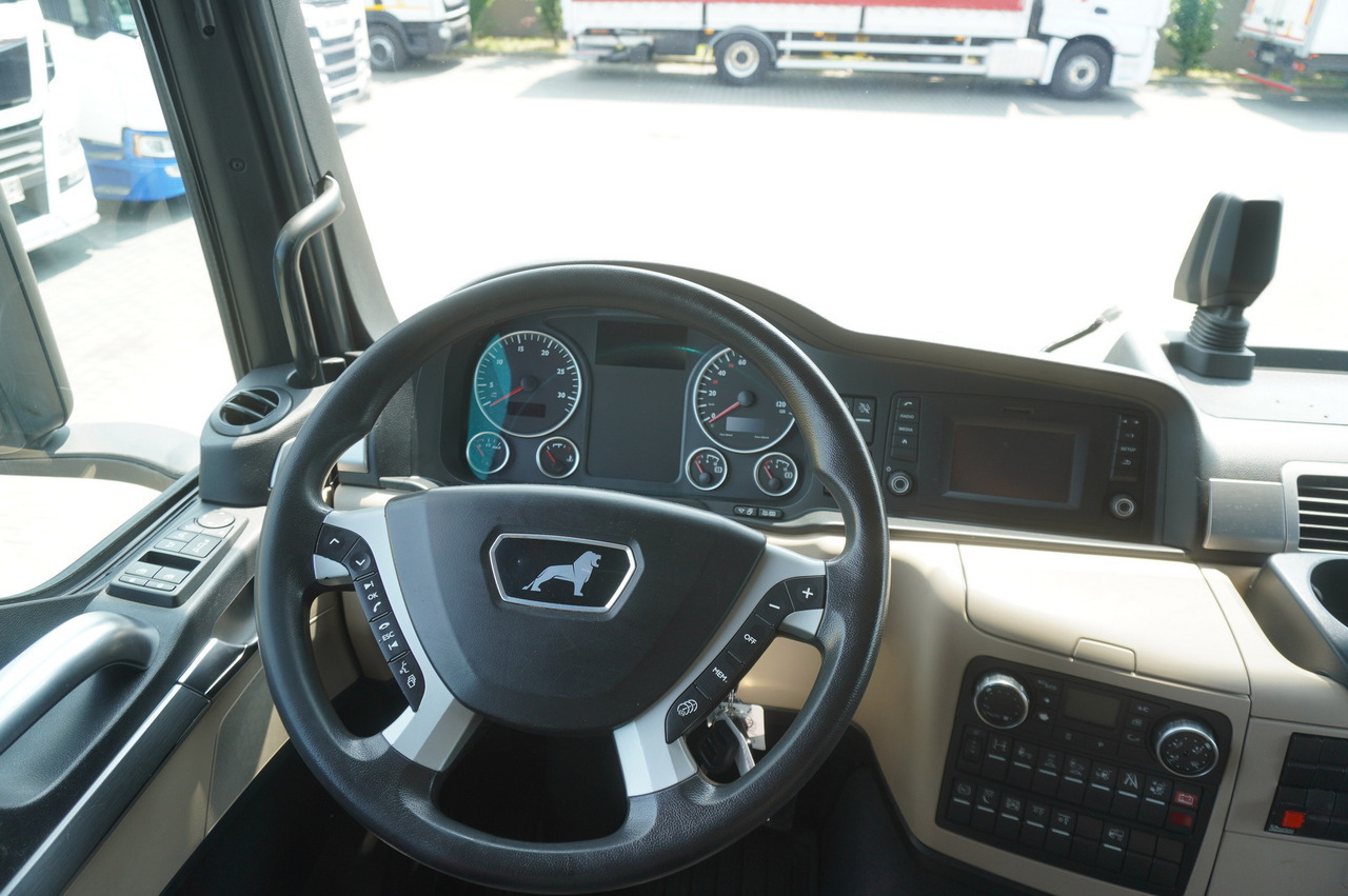 MAN TGS 35.420 8×2 / Chassis 6.4 m / 3 steered axles - crédit-bail MAN TGS 35.420 8×2 / Chassis 6.4 m / 3 steered axles: photos 9