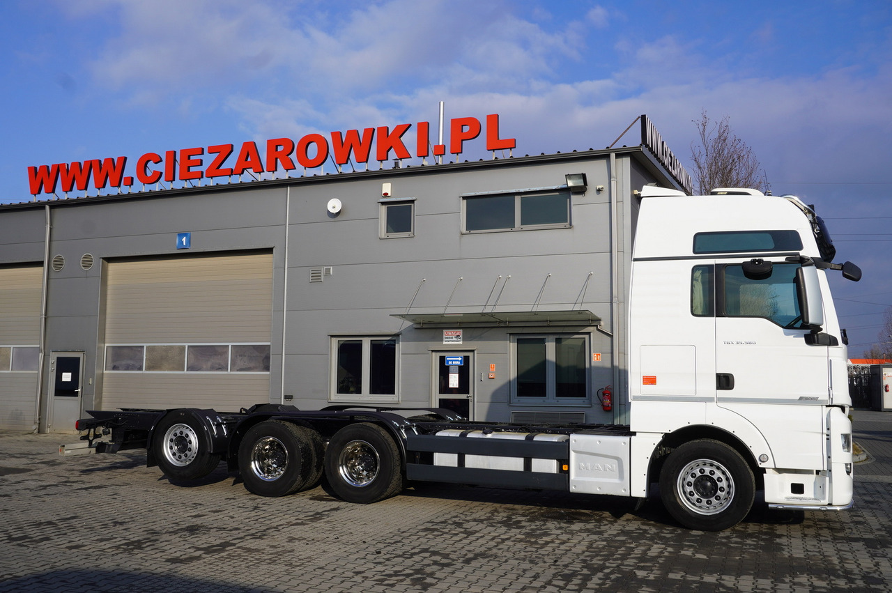 MAN TGX 35.580 E6 8x4/4 - 8.8m chassis frame - Châssis cabine: photos 4 MAN TGX 35.580 E6 8x4/4 - 8.8m chassis frame - Châssis cabine: photos 4