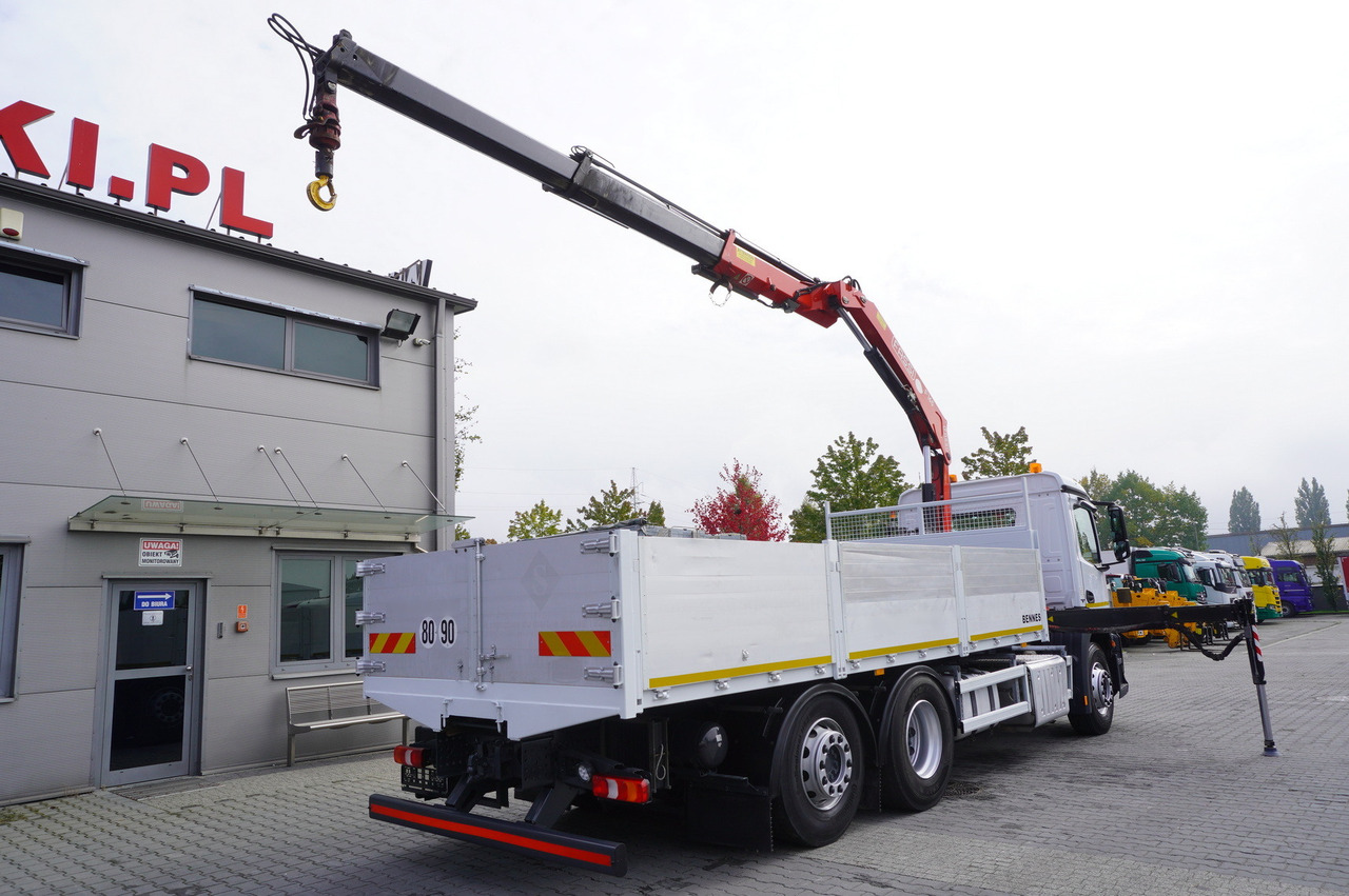 MERCEDES-BENZ Antos 2540 / Flatbed 15 EPAL / Fassi F165 / 6.1 t / 8 m reach / remote control / rotator / 1600 MTH / steered axle - Camion grue: photos 3 MERCEDES-BENZ Antos 2540 / Flatbed 15 EPAL / Fassi F165 / 6.1 t / 8 m reach / remote control / rotator / 1600 MTH / steered axle - Camion grue: photos 3