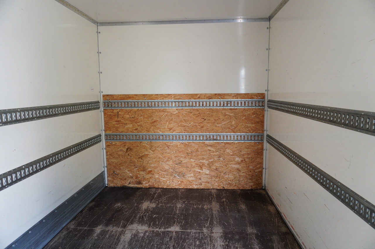 Camion fourgon MERCEDES-BENZ Atego 1318 E6 / 20 pallet container / lift / 90 thousand km !!!: photos 9