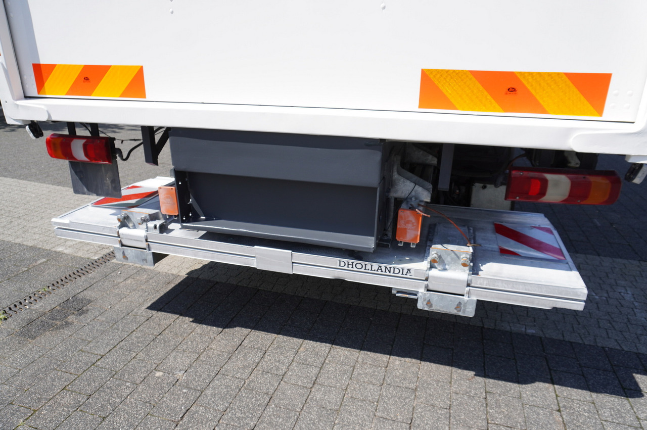 Camion fourgon MERCEDES-BENZ Atego 1318 E6 / 20 pallet container / lift / 90 thousand km !!!: photos 19
