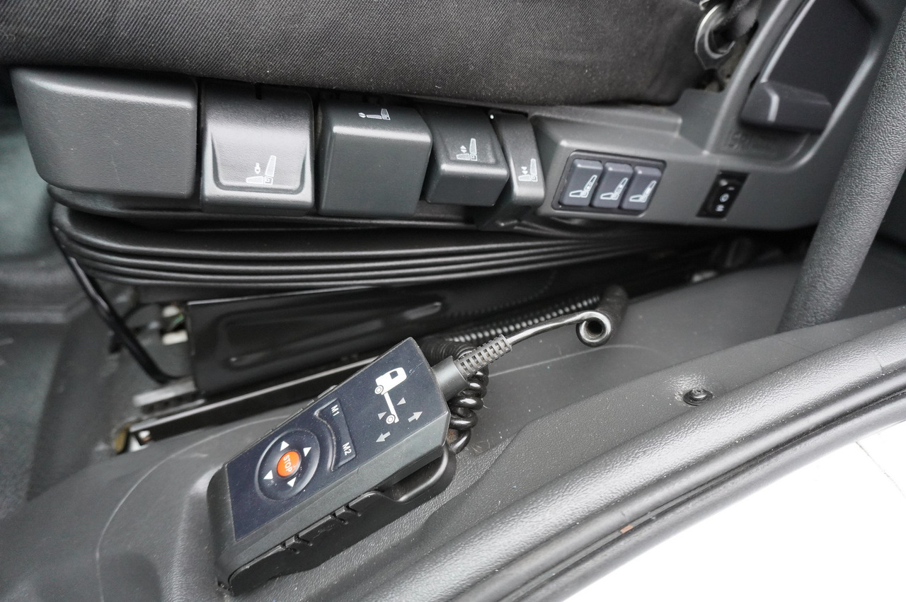 Remorqueuse MERCEDES-BENZ Atego 818 / New Galvanized Tow Truck: photos 23