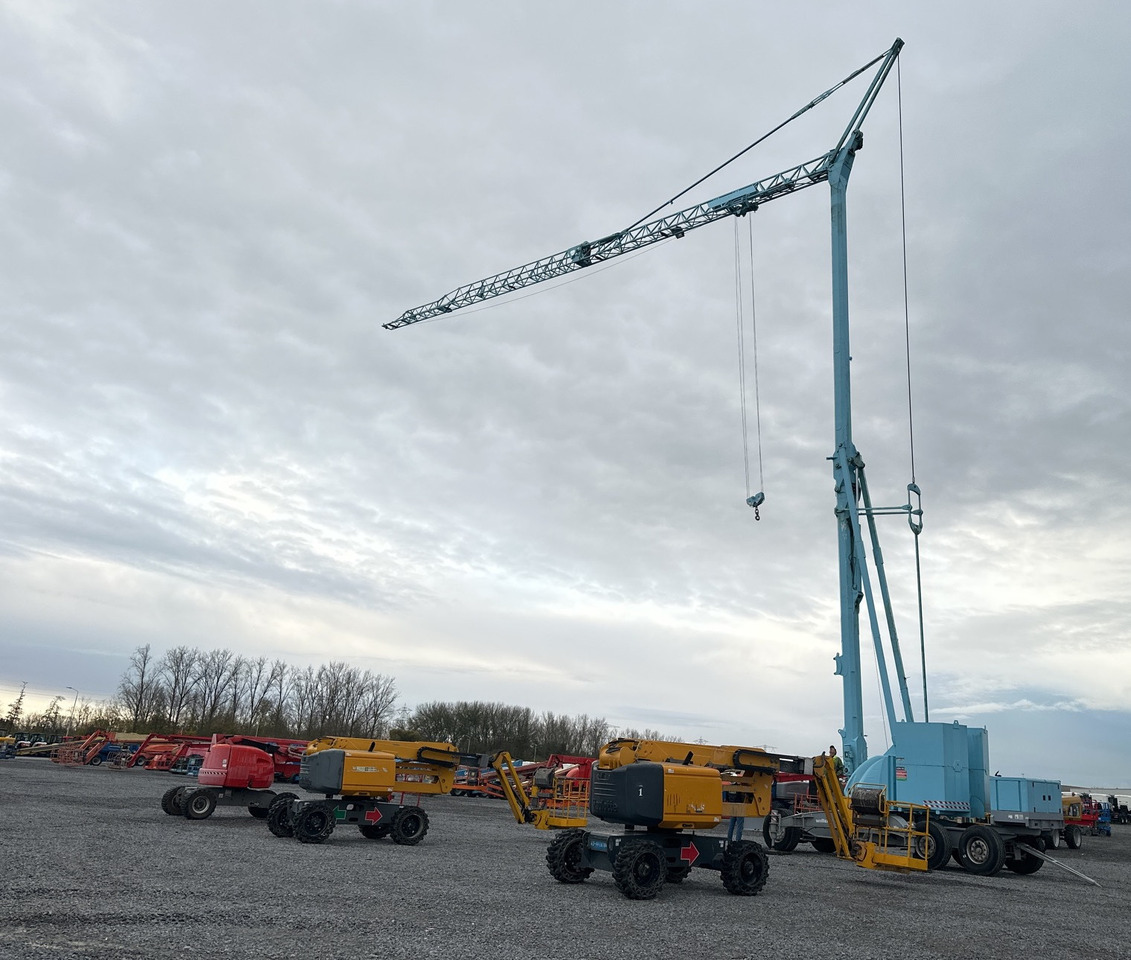 POTAIN IGO32 Tri/A Mobile self-erecting tower crane / 4400 MTH! - Grue à tour: photos 5 POTAIN IGO32 Tri/A Mobile self-erecting tower crane / 4400 MTH! - Grue à tour: photos 5