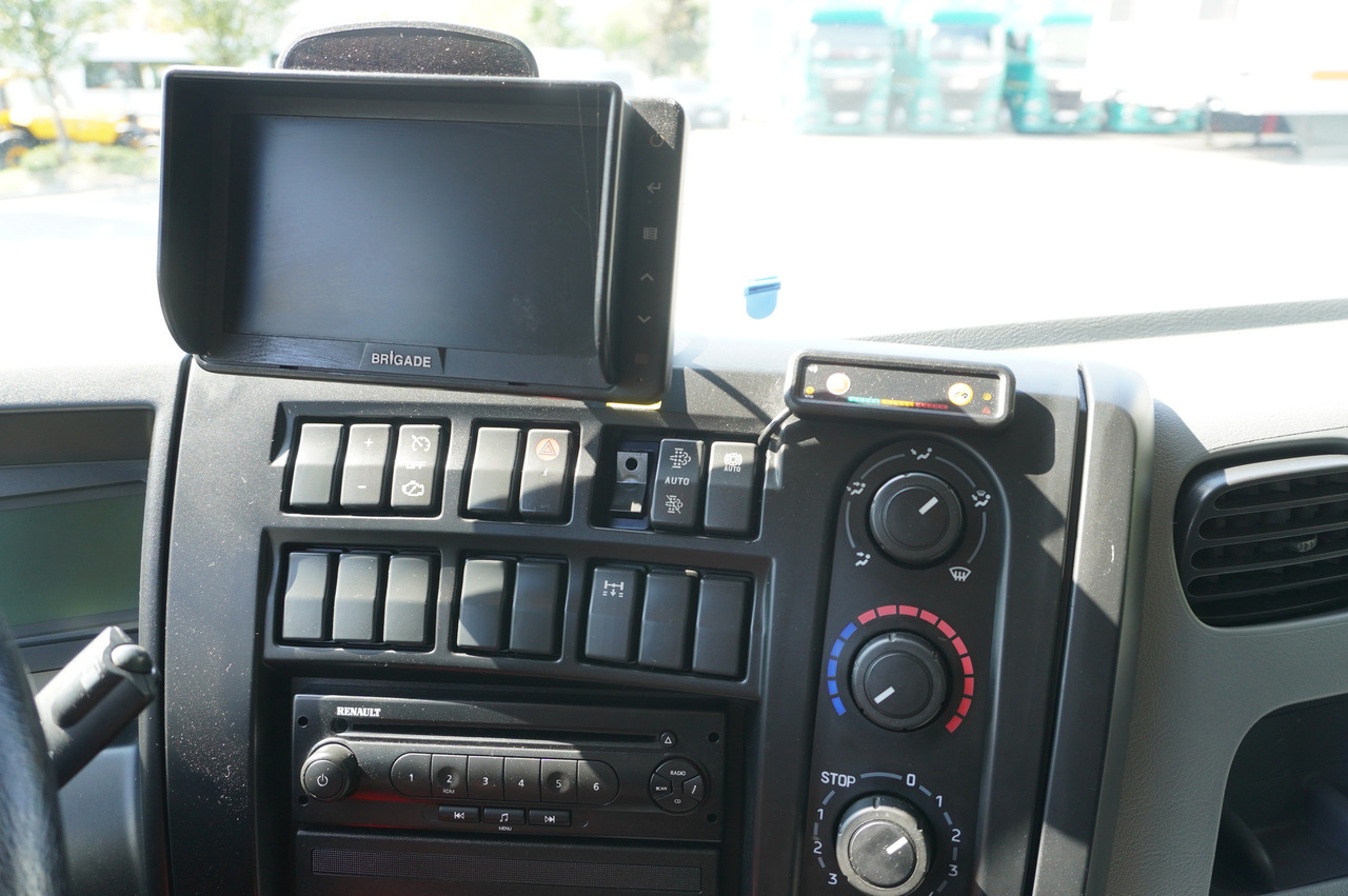 Remorqueuse RENAULT D12 / New galvanized tow truck superstructure / 2025 / length 840 cm: photos 25