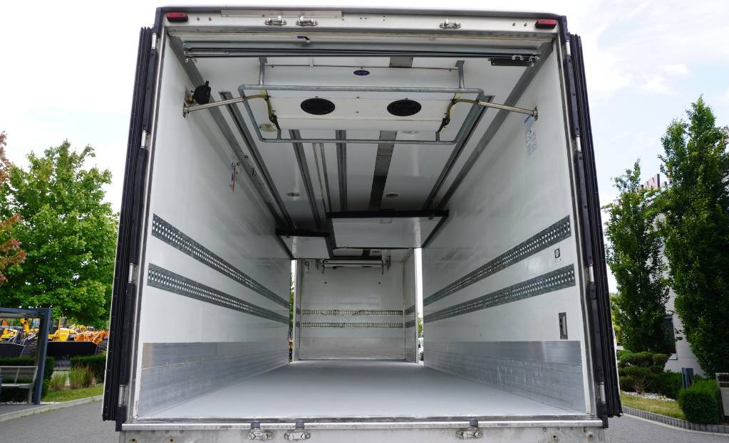 Camion frigorifique RENAULT D19 285 HP E6 Cold storage/ ATP/FNA / 22 Pallets / BITEMPERATURE: photos 8