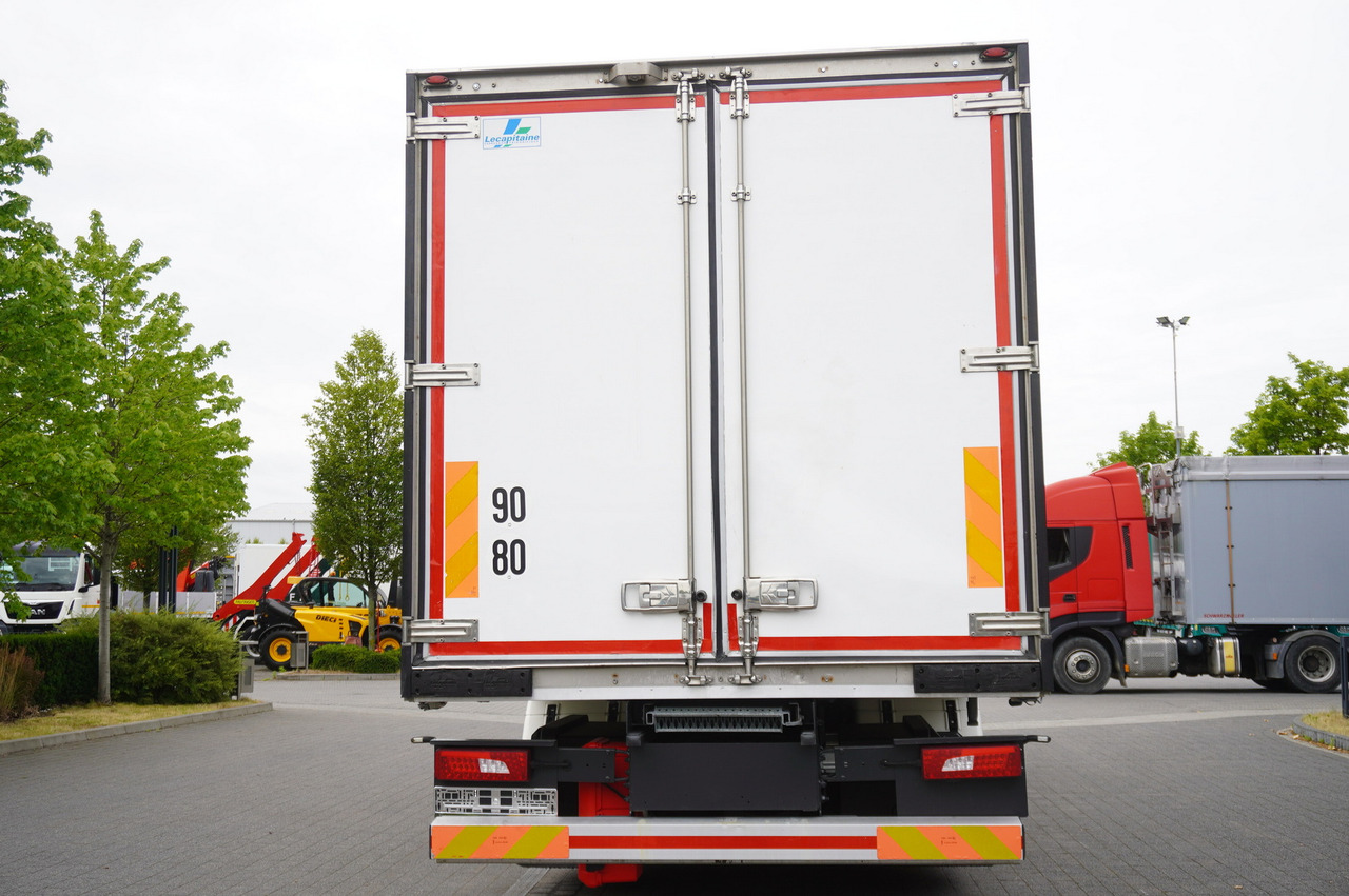 SCANIA R500 / Lecapitaine refrigerator / Carrier Supra 950 / steered 3rd axle - Camion frigorifique: photos 3 SCANIA R500 / Lecapitaine refrigerator / Carrier Supra 950 / steered 3rd axle - Camion frigorifique: photos 3