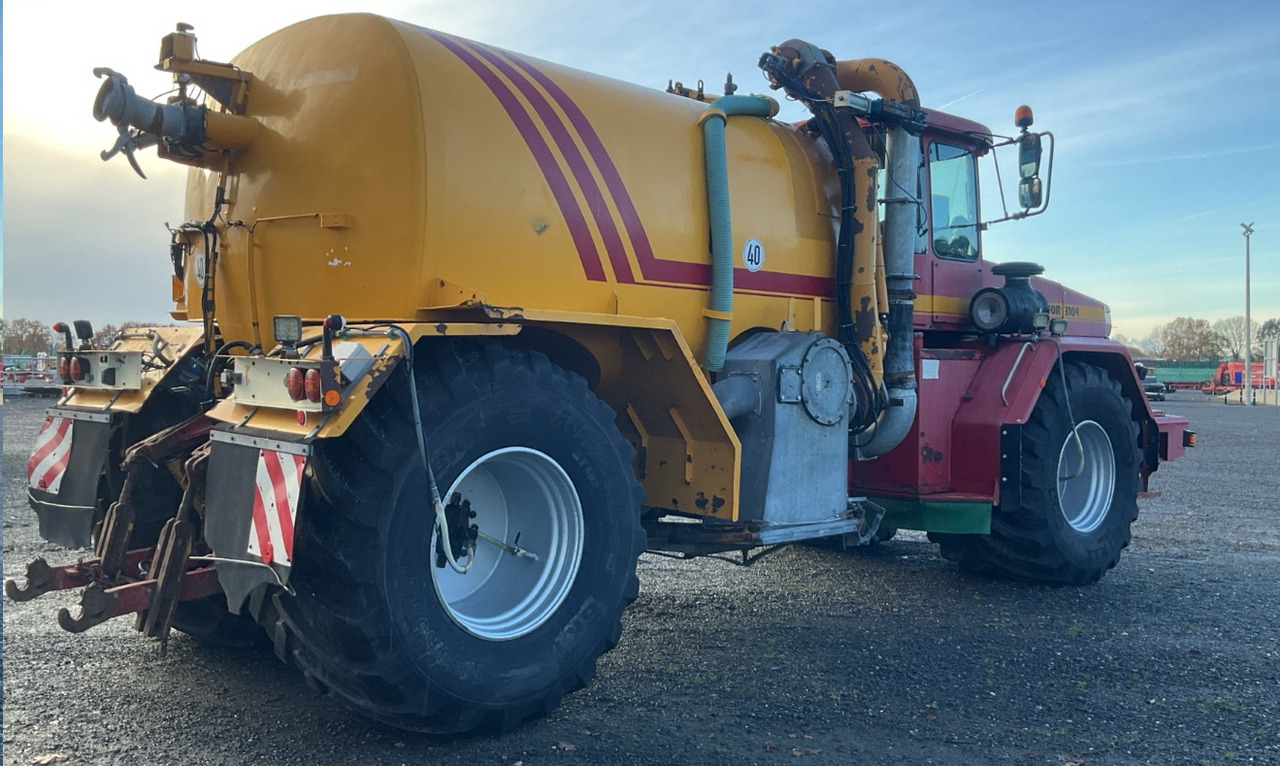 TERRA-GATOR TG 3104 Self-propelled liquid manure spreader - Epandeur à fumier: photos 3 TERRA-GATOR TG 3104 Self-propelled liquid manure spreader - Epandeur à fumier: photos 3