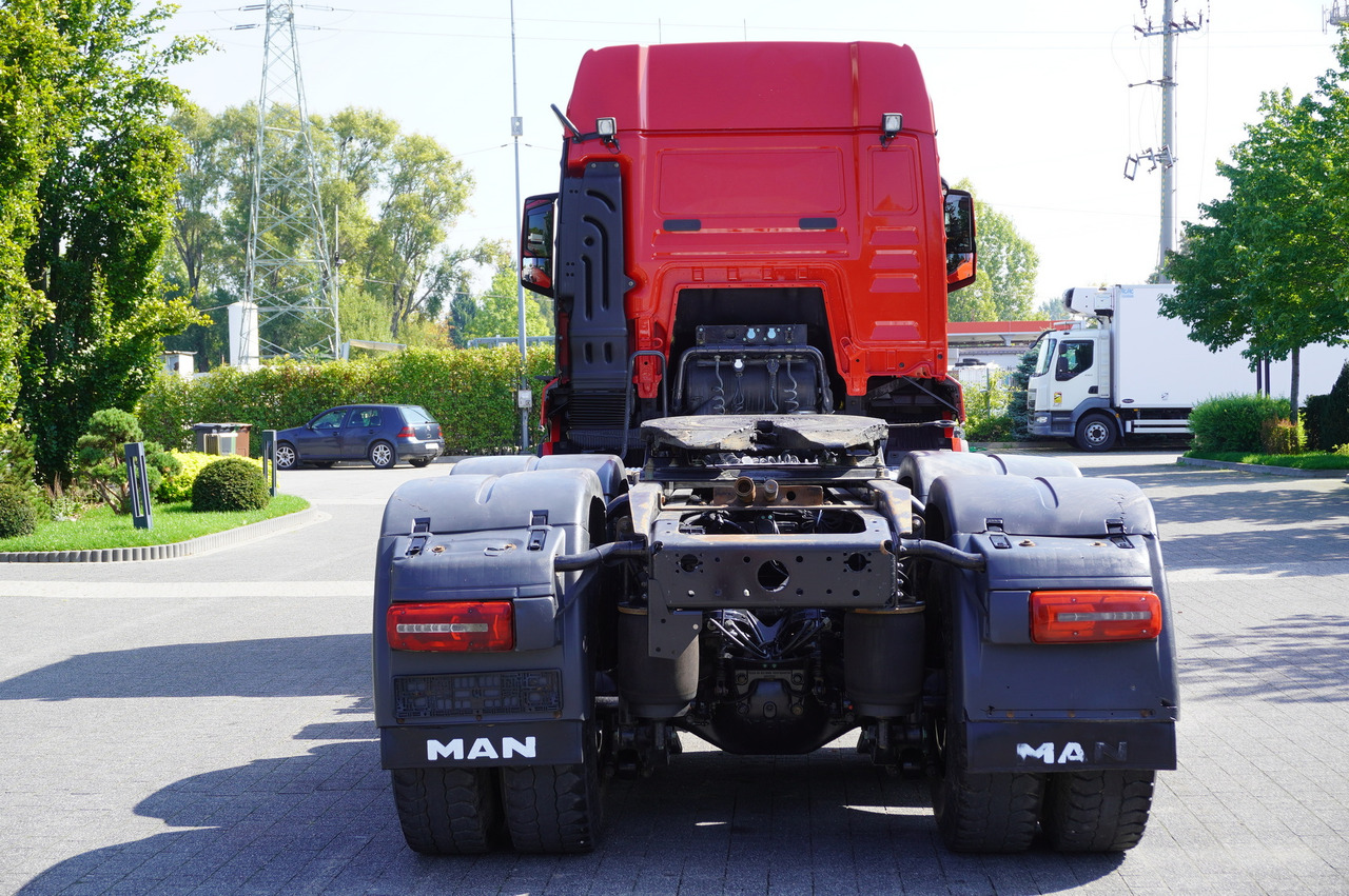 MAN TGS 33.510 tractor unit / 6x4 / Sleeper cab - Tracteur routier: photos 4 MAN TGS 33.510 tractor unit / 6x4 / Sleeper cab - Tracteur routier: photos 4