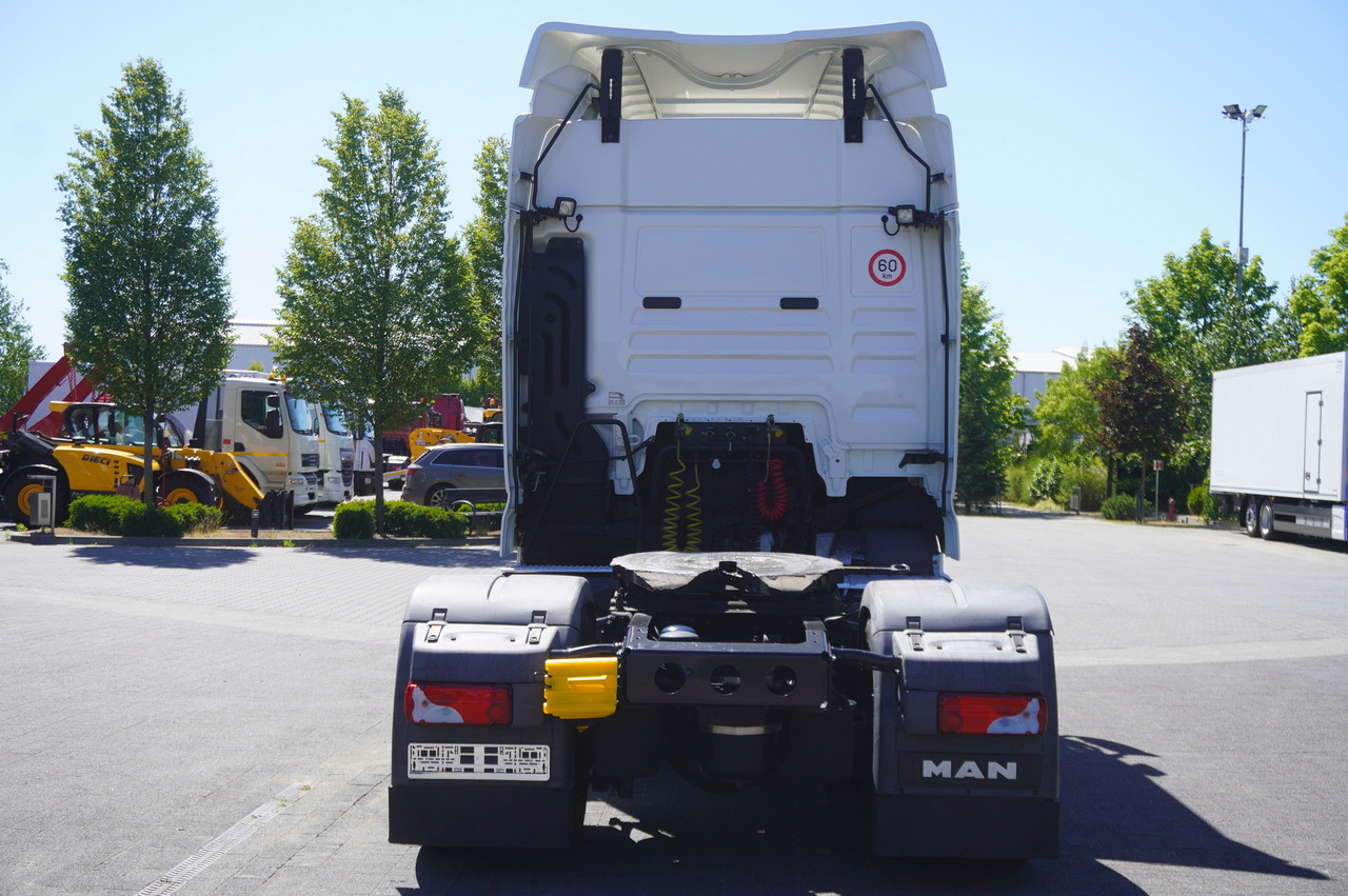 MAN TGX 18.420 tractor unit / 190 tho. km - Tracteur routier: photos 4 MAN TGX 18.420 tractor unit / 190 tho. km - Tracteur routier: photos 4