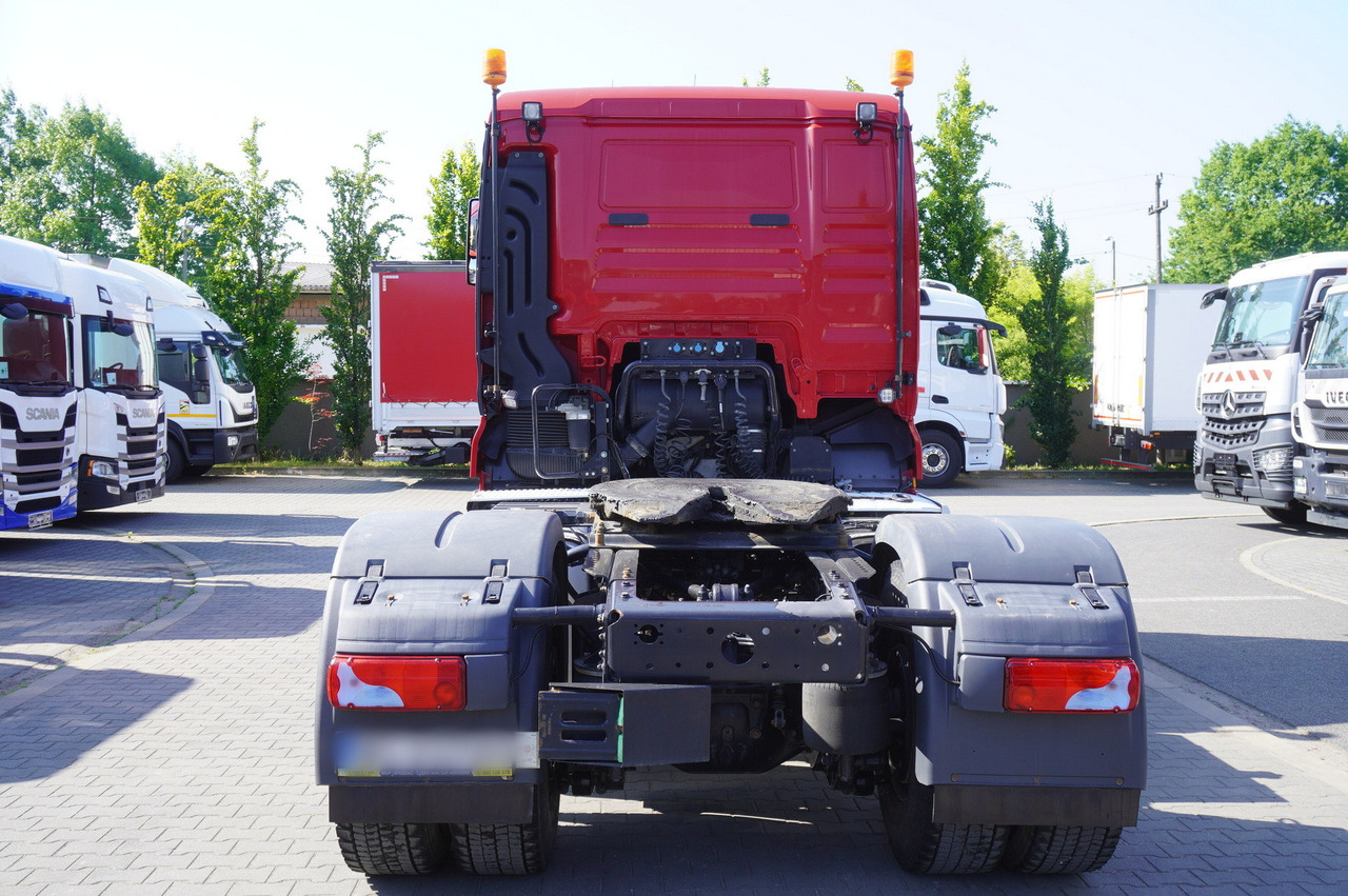 MAN TGX 18.510 4x4 tractor unit / 510 HP / Sleeper cab - Tracteur routier: photos 3 MAN TGX 18.510 4x4 tractor unit / 510 HP / Sleeper cab - Tracteur routier: photos 3
