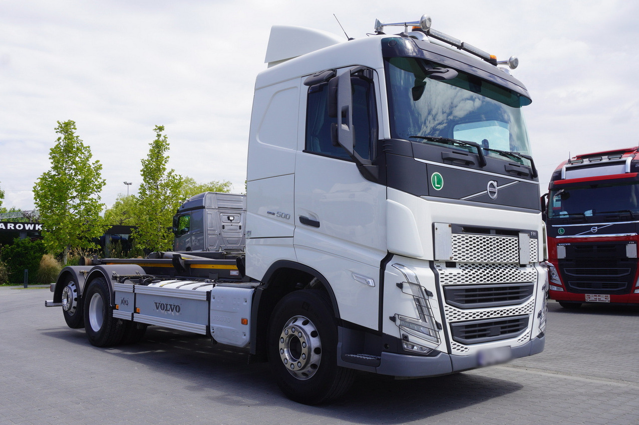 VOLVO FH 500 / VDL hooklift 21 tons / 2022 / steering 3d axle / 2 units - Camion ampliroll: photos 2 VOLVO FH 500 / VDL hooklift 21 tons / 2022 / steering 3d axle / 2 units - Camion ampliroll: photos 2