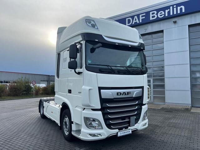 DAF XF 480 FT SSC Retarder Standklima 2-K Hydraulik - Tracteur routier: photos 1 DAF XF 480 FT SSC Retarder Standklima 2-K Hydraulik - Tracteur routier: photos 1