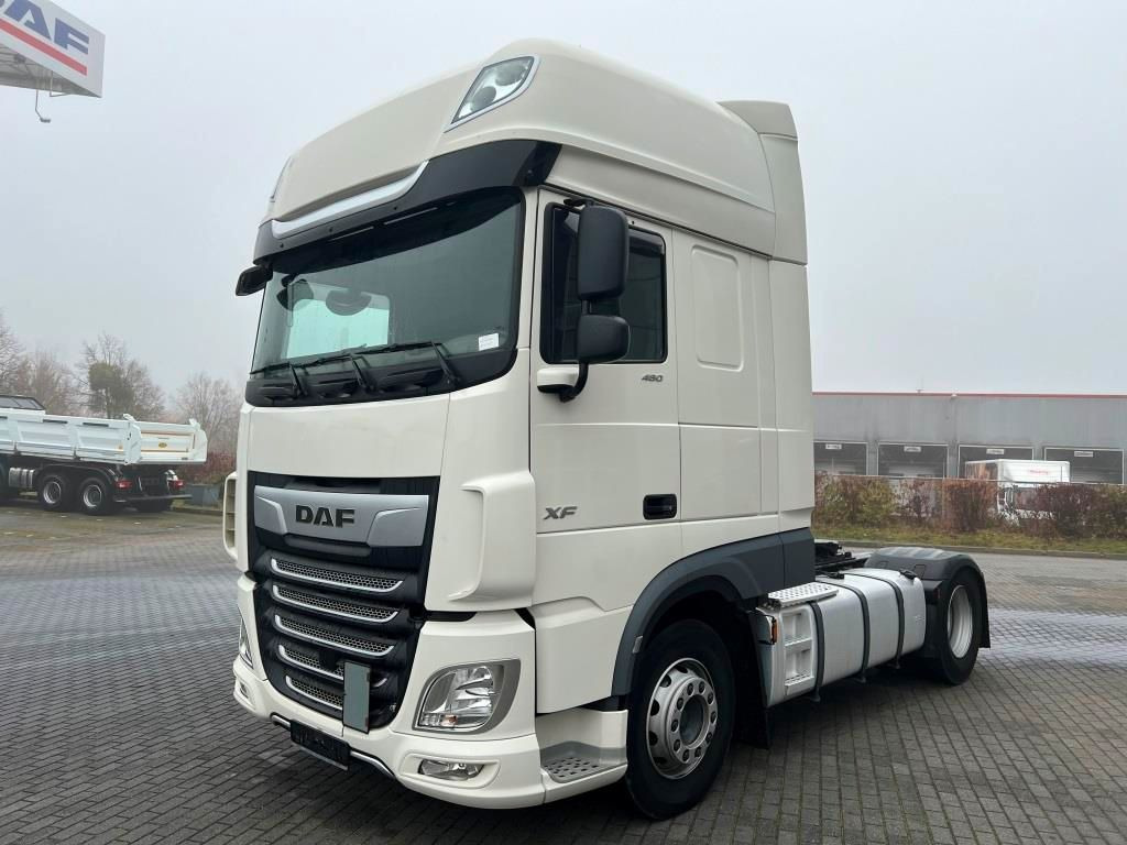 DAF XF 480 FT SSC Retarder Standklima 2xTank 1.185L - Tracteur routier: photos 2 DAF XF 480 FT SSC Retarder Standklima 2xTank 1.185L - Tracteur routier: photos 2