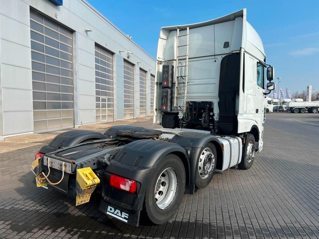 DAF XF 530 FTG 6x2 Retarder Liftlenkachse zZGG 64.5t - Tracteur routier: photos 4 DAF XF 530 FTG 6x2 Retarder Liftlenkachse zZGG 64.5t - Tracteur routier: photos 4