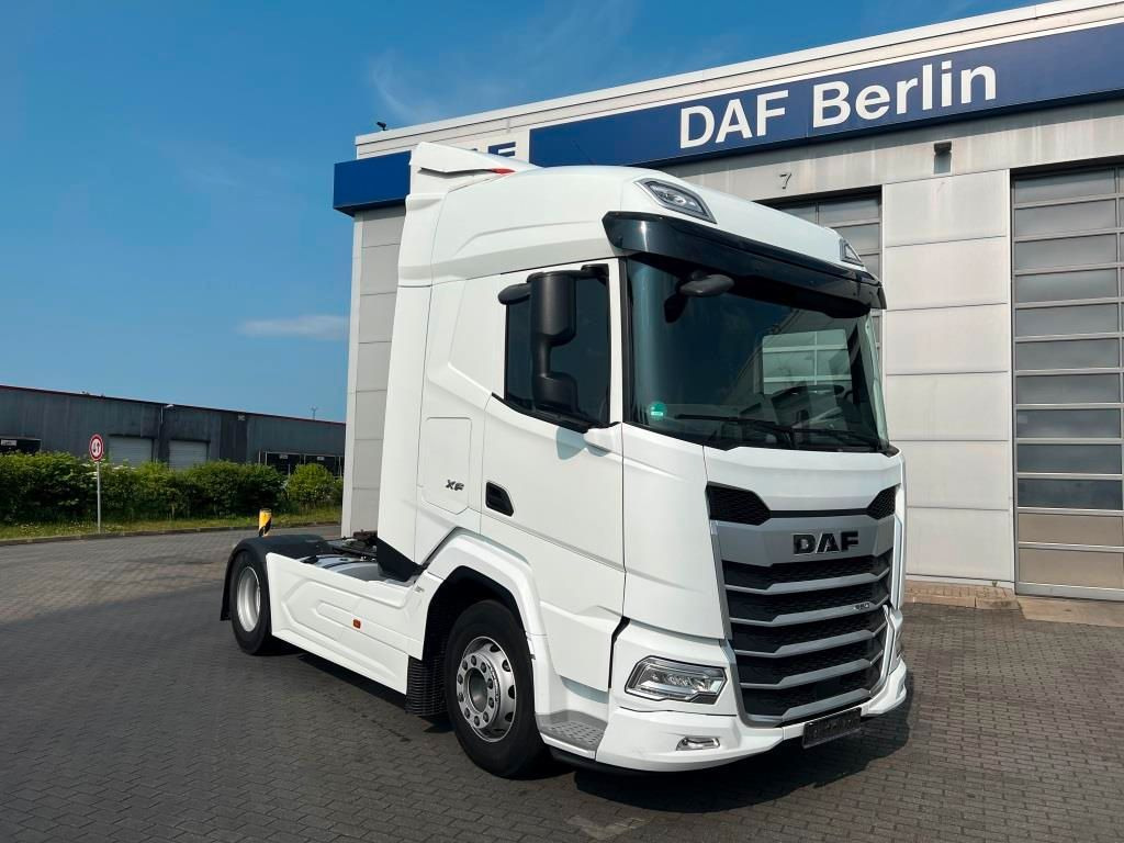 DAF XFn 480 FT Intarder 2xTank 1.105 L Vollspoiler - Tracteur routier: photos 1 DAF XFn 480 FT Intarder 2xTank 1.105 L Vollspoiler - Tracteur routier: photos 1