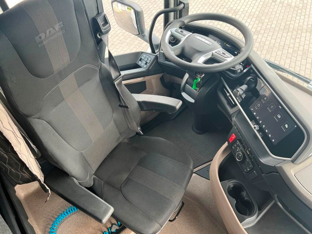 DAF XG 480 FT TraXon ZF-Intarder 2x Tank 1.195 Liter - Tracteur routier: photos 5 DAF XG 480 FT TraXon ZF-Intarder 2x Tank 1.195 Liter - Tracteur routier: photos 5