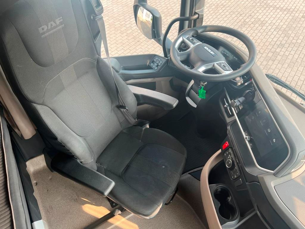 DAF XG 480 FT TraXon ZF-Intarder 2x Tank 1.195 Liter - Tracteur routier: photos 5 DAF XG 480 FT TraXon ZF-Intarder 2x Tank 1.195 Liter - Tracteur routier: photos 5
