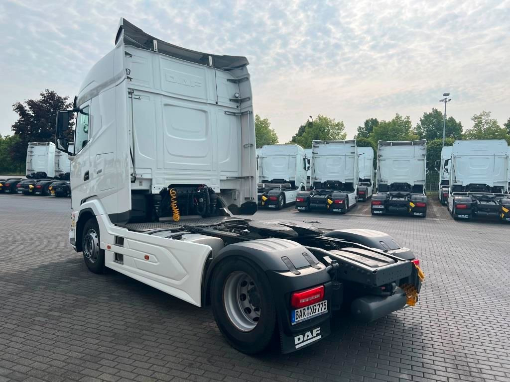 DAF XG 480 FT TraXon ZF-Intarder 2x Tank 1.195 Liter - Tracteur routier: photos 3 DAF XG 480 FT TraXon ZF-Intarder 2x Tank 1.195 Liter - Tracteur routier: photos 3