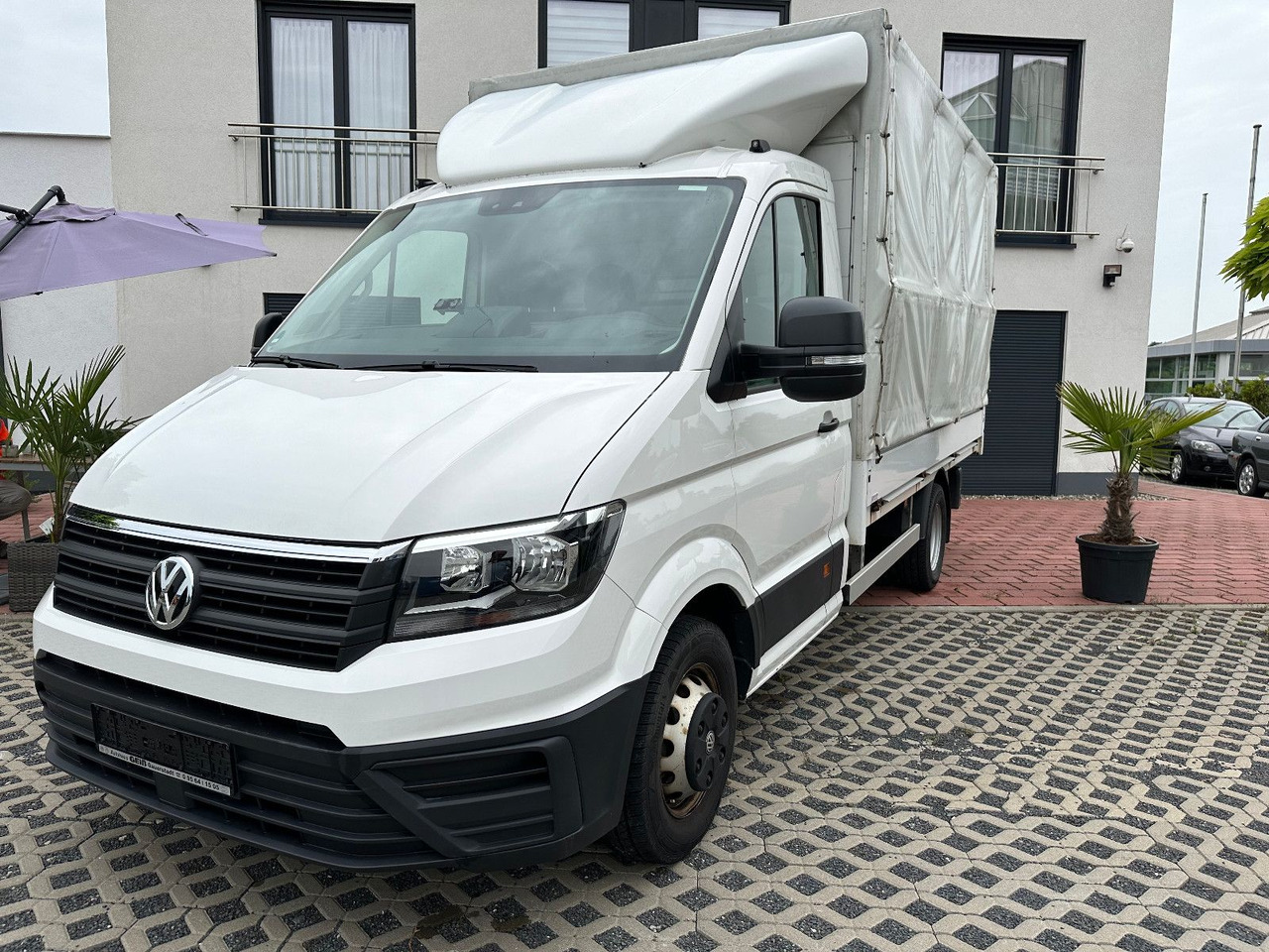 Volkswagen Crafter 50 Pritsche Plane 5-Tonne Volkswagen Crafter 50 Pritsche Plane 5-Tonne - Utilitaire plateau baché: photos 2 Volkswagen Crafter 50 Pritsche Plane 5-Tonne Volkswagen Crafter 50 Pritsche Plane 5-Tonne - Utilitaire plateau baché: photos 2