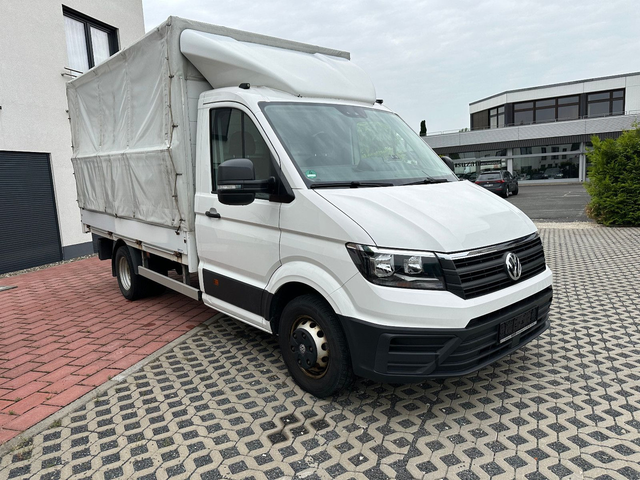 Volkswagen Crafter 50 Pritsche Plane 5-Tonne Volkswagen Crafter 50 Pritsche Plane 5-Tonne - Utilitaire plateau baché: photos 1 Volkswagen Crafter 50 Pritsche Plane 5-Tonne Volkswagen Crafter 50 Pritsche Plane 5-Tonne - Utilitaire plateau baché: photos 1