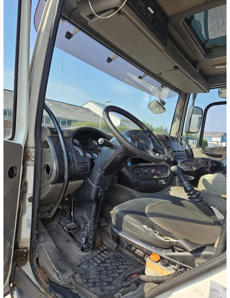Châssis cabine DAF CF 85 360 Manual 10 Tyres: photos 6
