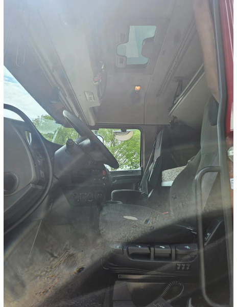 DAF XF 460 6X2 | Euro 6 | MX-Brake - Tracteur routier: photos 5 DAF XF 460 6X2 | Euro 6 | MX-Brake - Tracteur routier: photos 5
