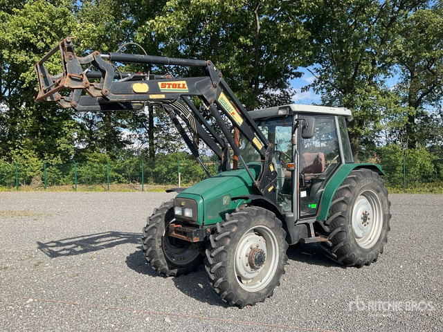 1998 Massey Ferguson 4225A 4WD Tractor - Tracteur agricole: photos 2 1998 Massey Ferguson 4225A 4WD Tractor - Tracteur agricole: photos 2