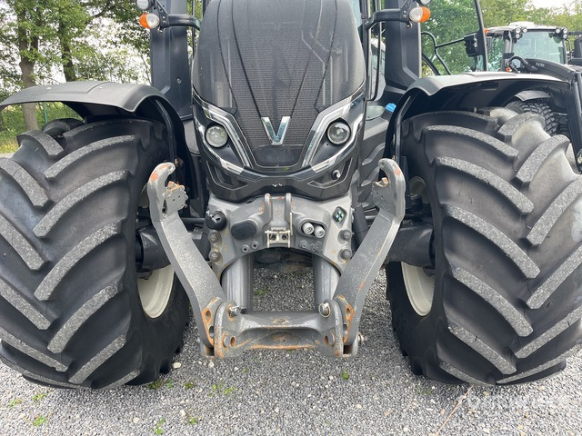 2021 Valtra T 235 Versu 4WD Tractor - Tracteur agricole: photos 5 2021 Valtra T 235 Versu 4WD Tractor - Tracteur agricole: photos 5