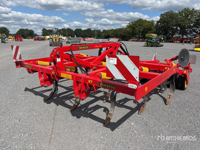 2023 Vaederstad Cultus 300 Cultivator - Bineuse: photos 2 2023 Vaederstad Cultus 300 Cultivator - Bineuse: photos 2